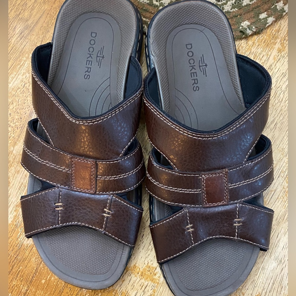 Dockers Sandals